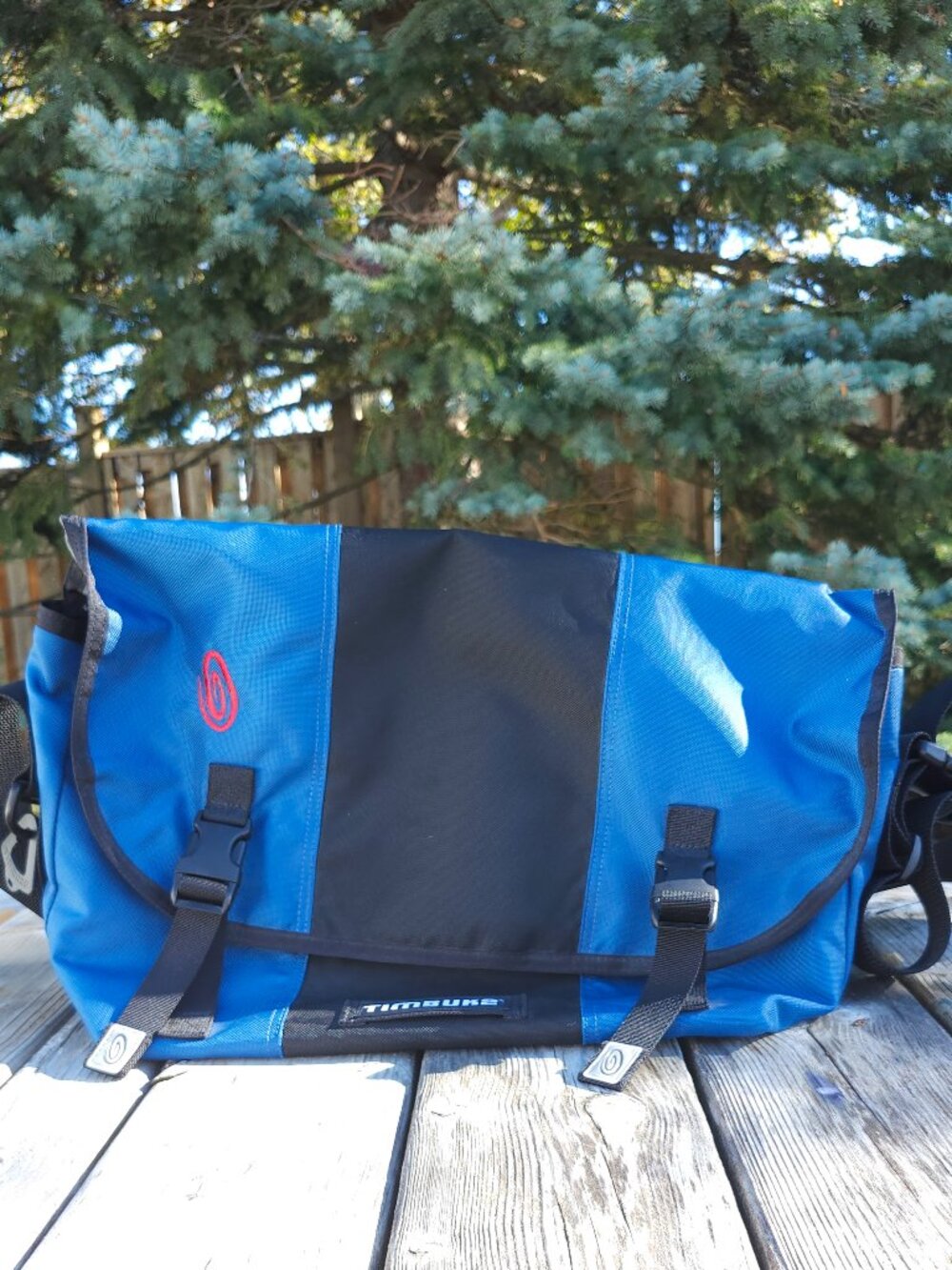 Timbuk2 Classic Messenger Bag (Medium, Blue/Black/Blue)